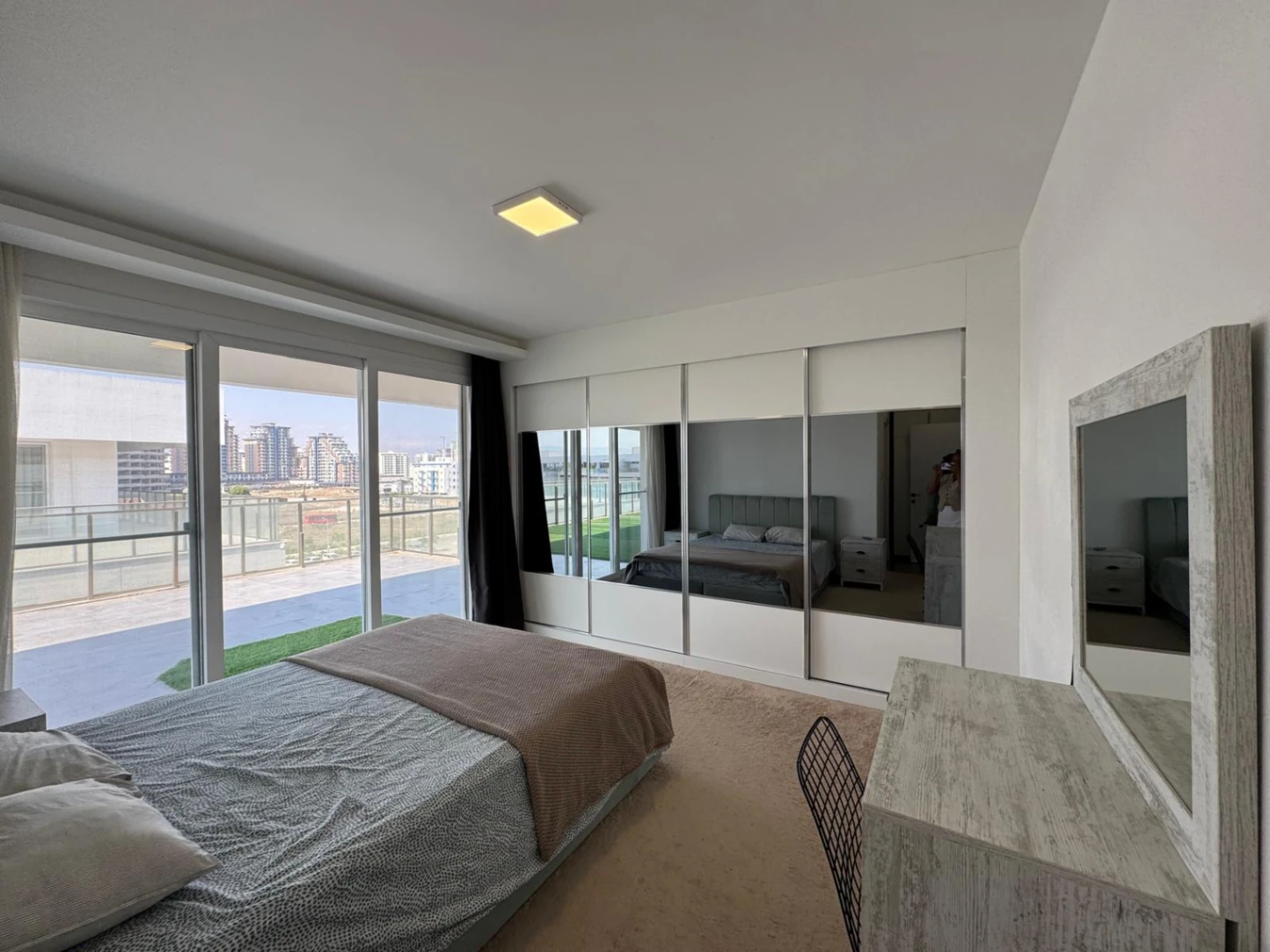 3+1 FULLY FURNISHED PENTHOUSE FOR SALE IN COURTYARD RESIDENCE IN ISKELE LONG BEACH — Satılık in İskele, Long Beach