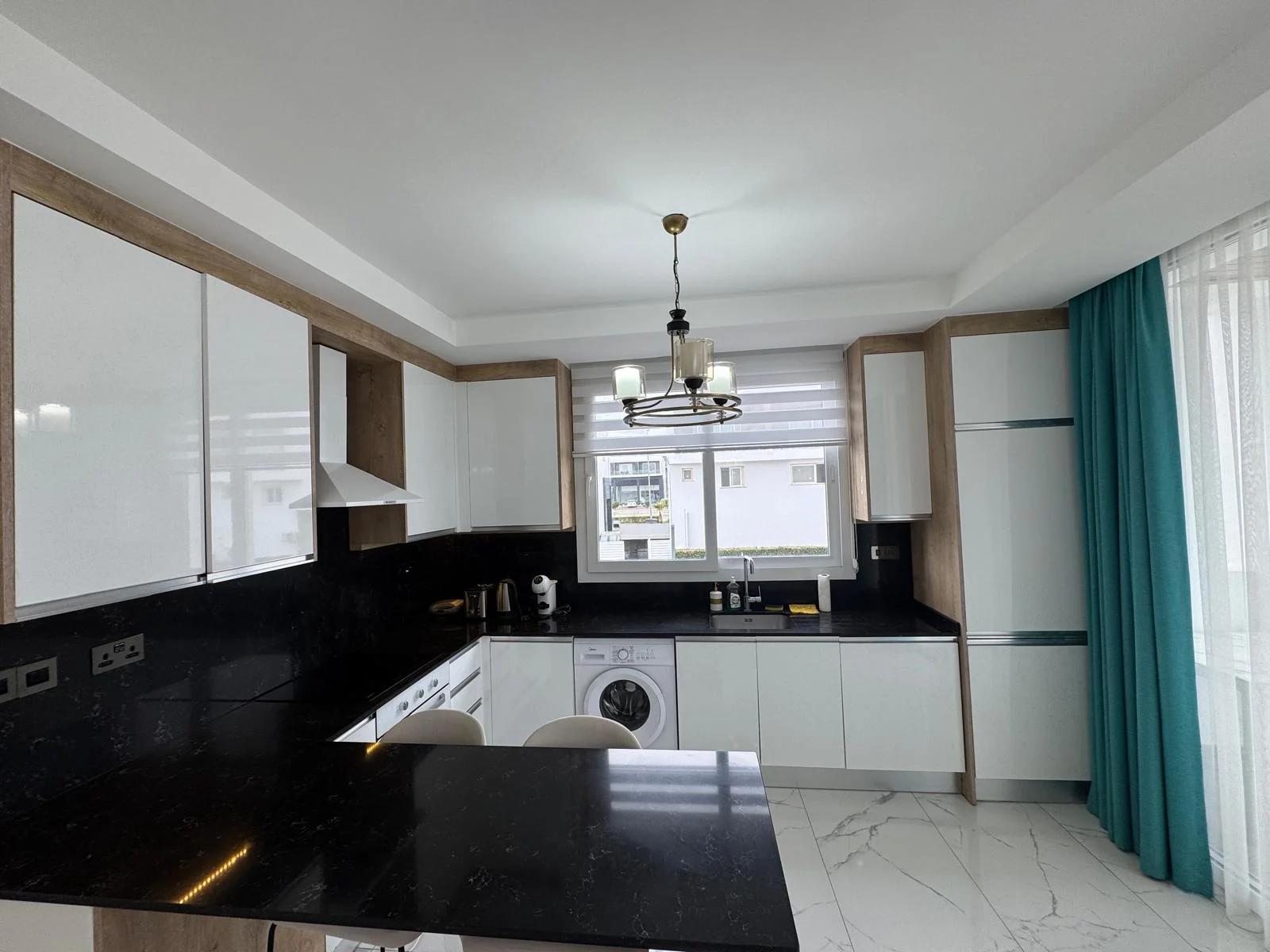 FOURSEASONS LIFE BİRİNCİ ETAPTA ÇATI TERASLI FUL EŞYALI 2+1 PENTHOUSE — Satılık in İskele, Boğaz
