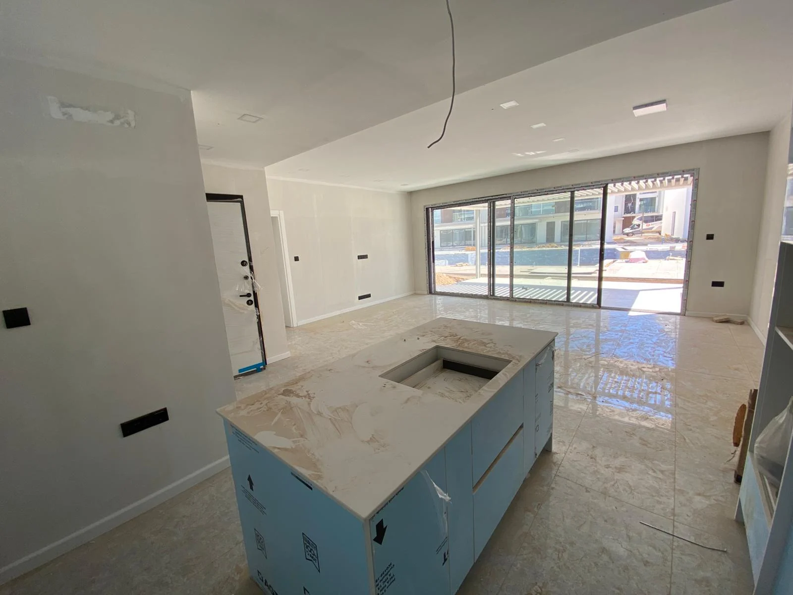 HUGE 3 BEDROOM APARTMENT IN LA ISLA PROJECT IN ISKELE ÖTÜKEN — Satılık in İskele, Ötüken