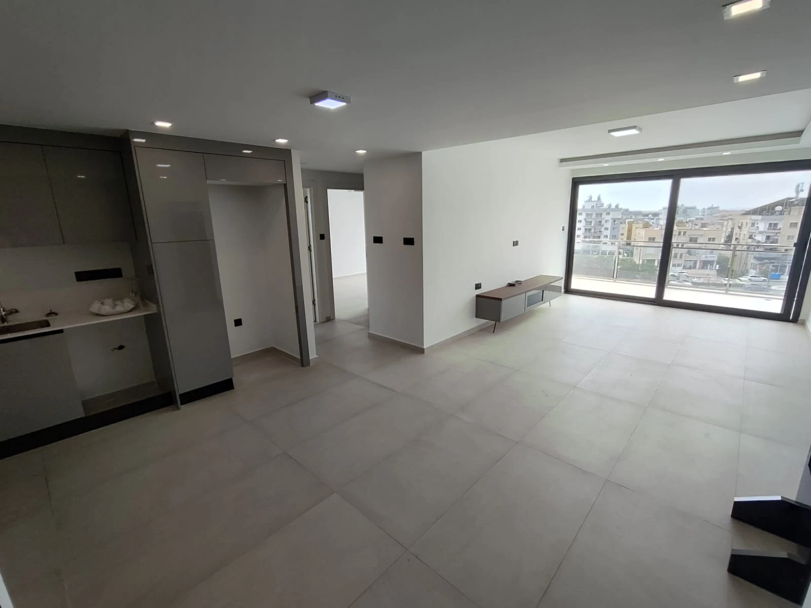 SKY SAKARYA REZİDANS 8.KATTA 1+1 SATILIK DAİRE — Satılık in Gazimağusa, Sakarya